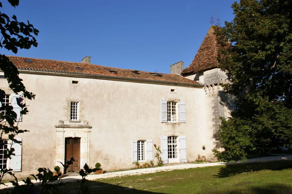 Chateau De La Combe Puyrenier Luaran gambar